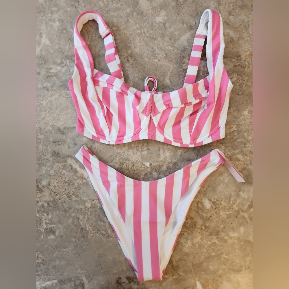 32B/XS/S VS Swim Full Coverage Brazilian Bikini Set Tropical Island Getaway